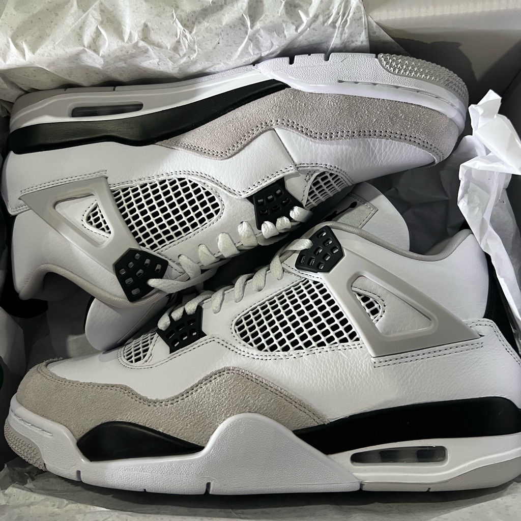 Jordan 4